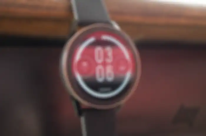 Smartwatch Fossil menggunakan Wear 3100