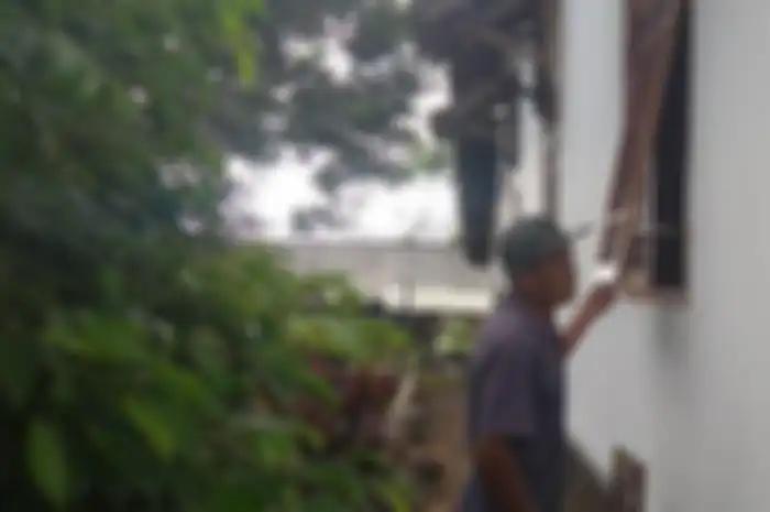 Dewi Ratnasari (25), ibu muda warga Dusun Patuk RT 2 RW 3, Desa Gedangan, Kecamatan Karangrejo terluka parah setelah diserang perampok yang gagal beraksi, Selasa (9/7/2019) dini hari. 