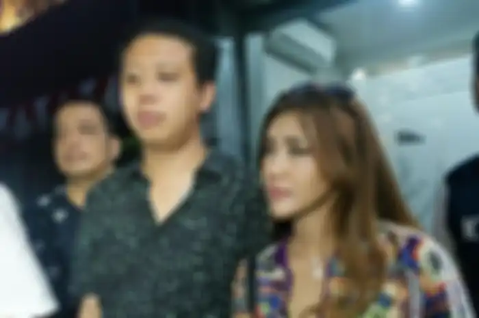 Rey Utami dan Pablo Benua