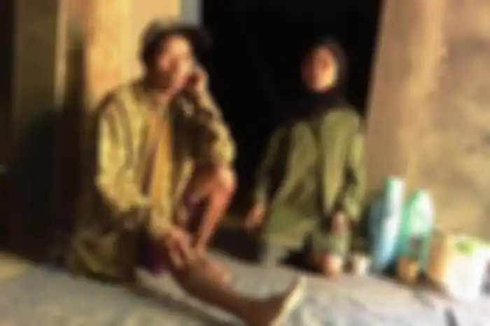 Pasutri asal Pekalongan ini tinggal di tengah hutan.