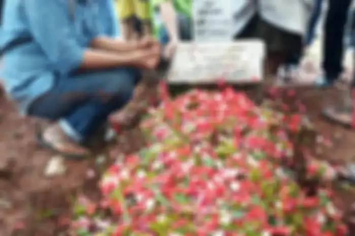 Makam Laila Sari