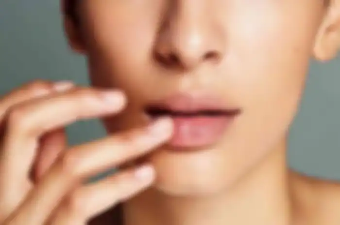 Aneka Bahan alami yang ampuh cerahkan Bibir hitam.