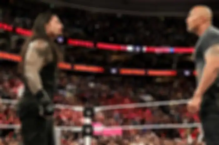 Roman Reigns merupakan saudara kandung Dwayne Johnson