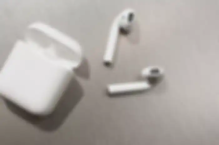 AirPods milik Apple