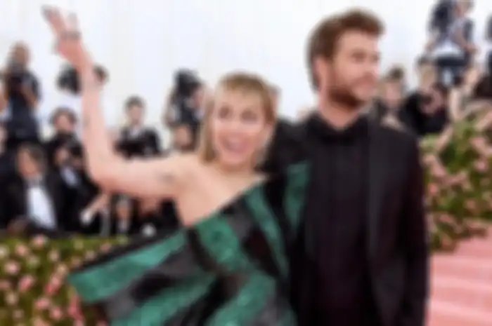 Miley Cyrus dan Liam Hemsworth