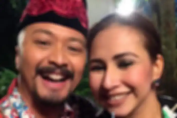 Deswita Maharani dan Ferry Maryadi