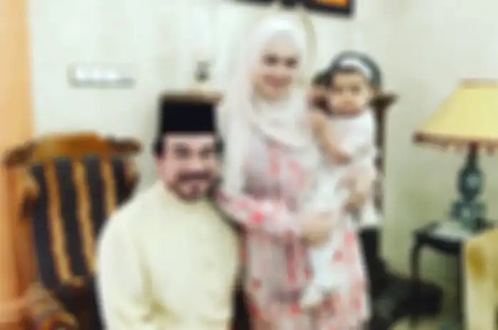 Siti Nurhaliza dan keluarganya