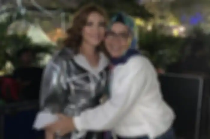 Ayu Ting Ting dan Umi Kulsum
