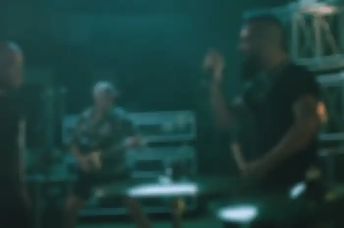Howard Jones dan Jesse Leach