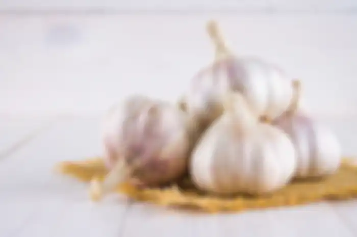 Berhenti Makan Bawang Putih Bila Kamu Mengalami Kondisi ini, Bukannya Bermanfaat Justru Berbahaya!