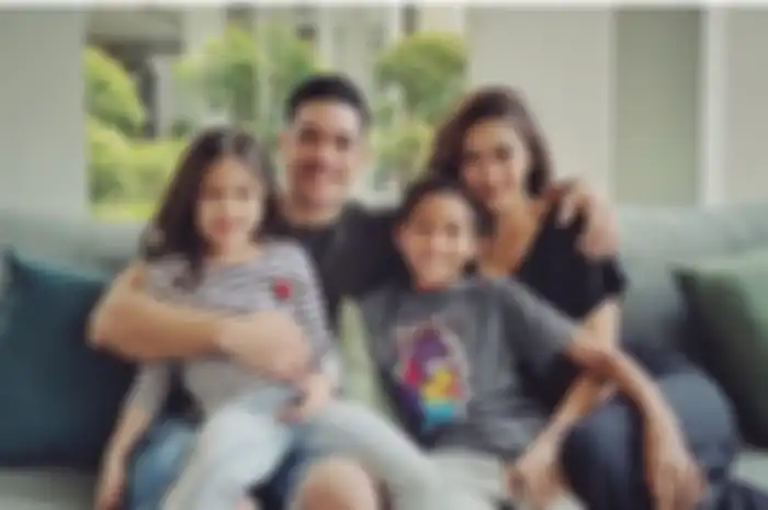 Andre White dan Nana Mirdad