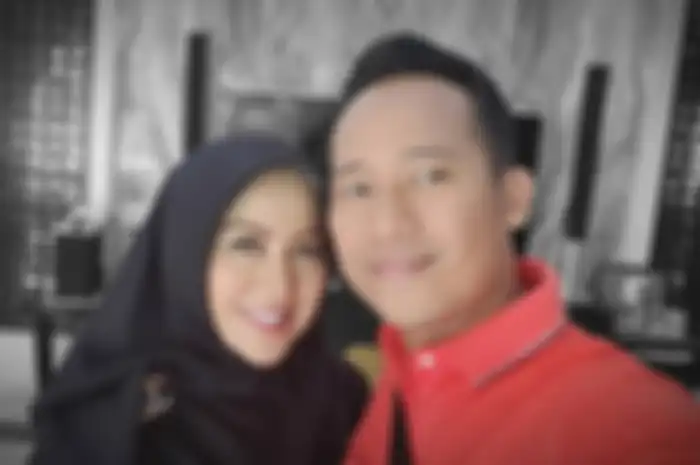 Istri Denny Cagur Bongkar Masa Lalu Rumah Tangganya