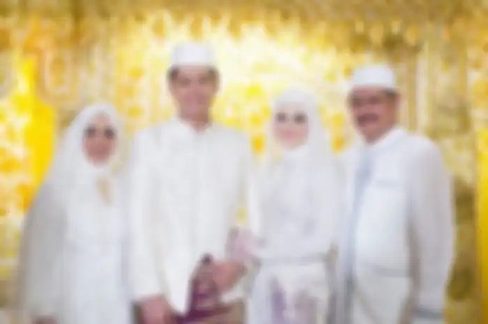 Roger Danuarta, Cut Meyriska beserta kedua orang tuanya