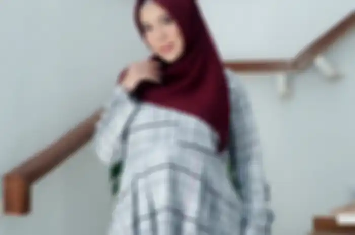 Fitri Tropica melahirkan anak pertama