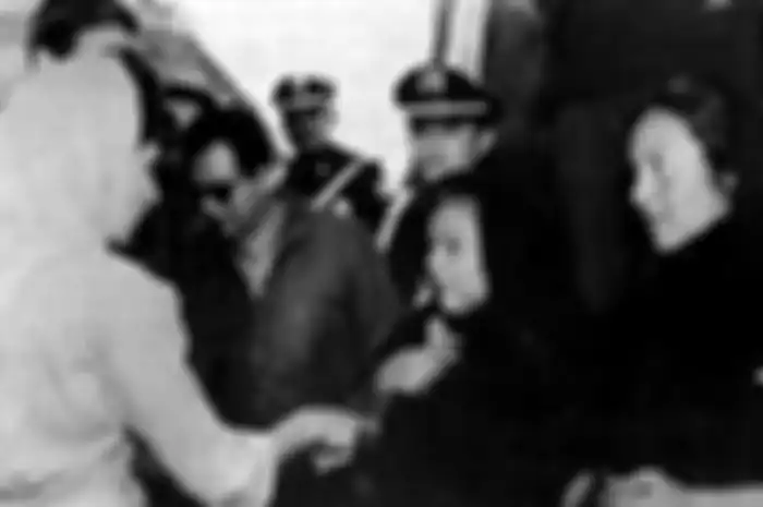 Delfina dan Maria de Jesus Gonzalez, saat ditangkap polisi.