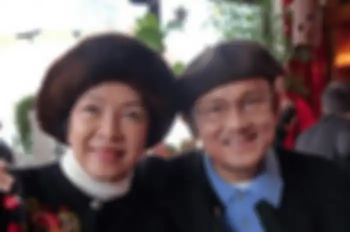 Kini Telah Kembali Pada Sang Kekasih Hati di Surga, Inilah Momen Menggetarkan Hati Saat Habibie Melepas Ainun 9 Tahun Lalu