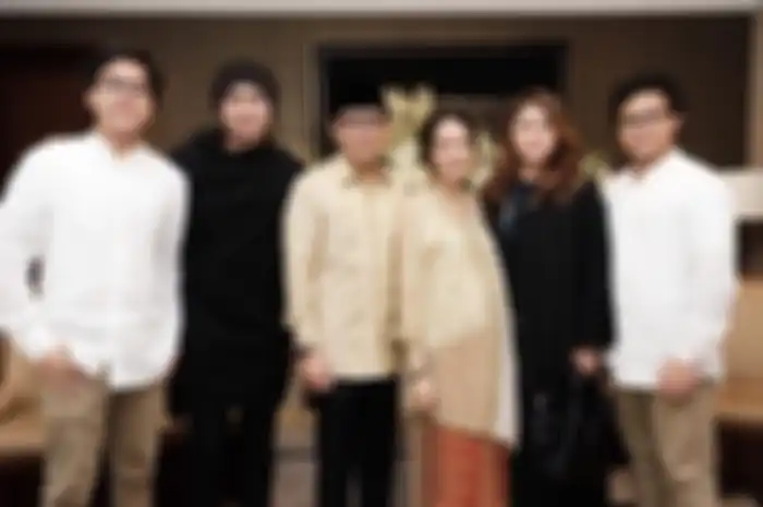 Penampilan mantan istri Wishnutama di acara syukuran kehamilan Gista Putri