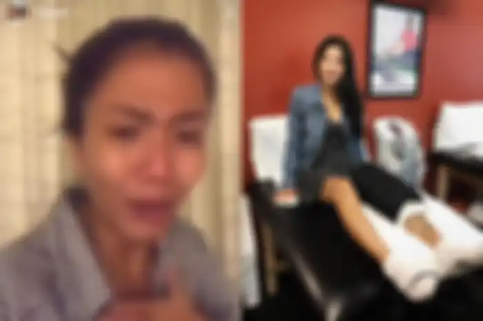 Berderai Air Mata, Penyanyi Tiga Setia Gara Sesenggukan Akui Disiksa Suami Bule Sampai Kaki Hancur: Gue Pengin Pulang ke Indonesia