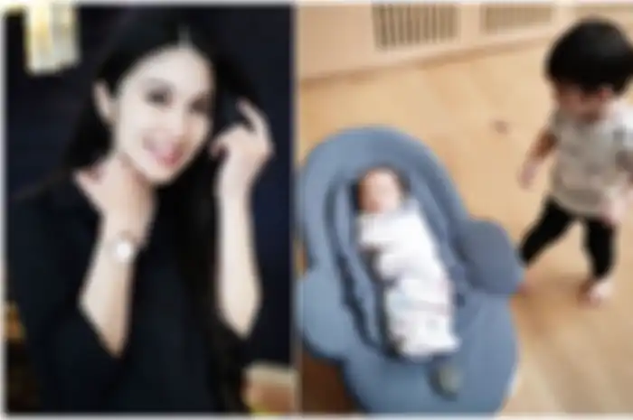 Momen manis saat anak pertama Sandra Dewi bertemu adiknya, Mikhael Moeis
