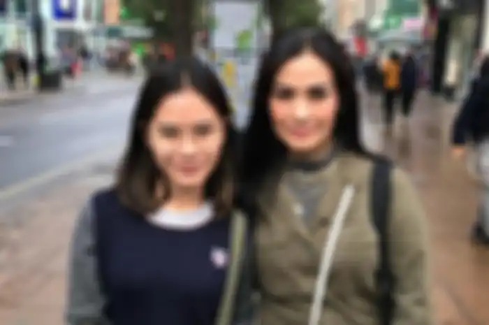 Iis Dahlia dan putrinya, Juwita Salshadilla