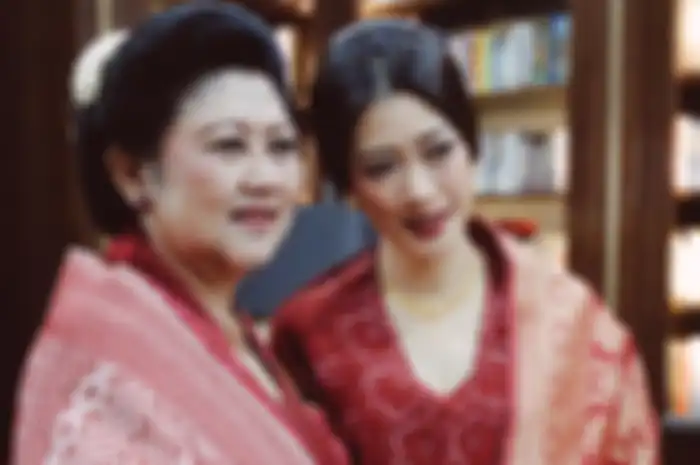 Ani Yudhoyono dan Aliya Rajasa.