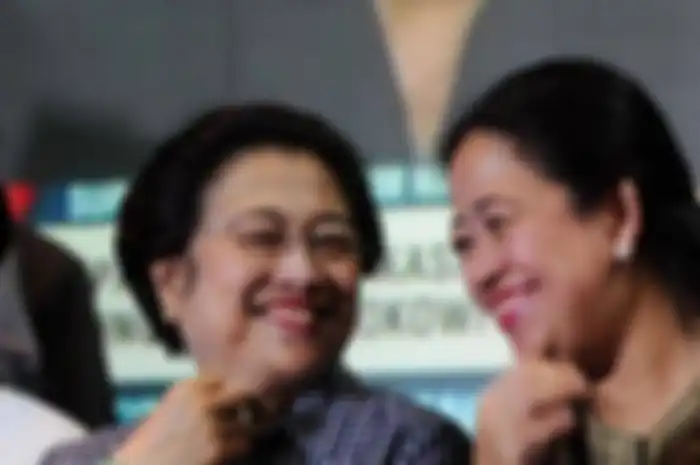 Puan Maharani dan Megawati Soekarnoputri.