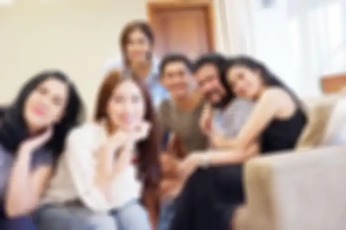 Lydia kandou dan keluarga besarnya