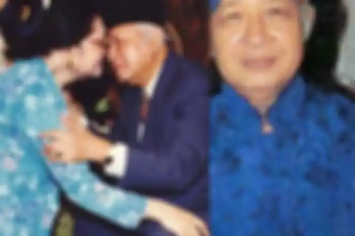Ibu Tien dan Pak Harto