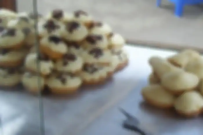 Kue cubit. 