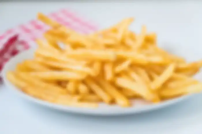 Ilustrasi frenc fries (kentang goreng)