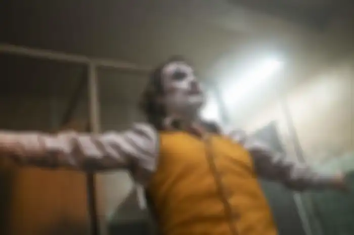 Tarian Joker Usai Membunuh di Film Kena Kritikan, Ternyata Nggak Ada di Naskah