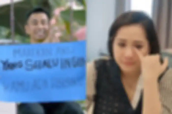 Nagita Slavina menangis saat menonton video klip lagu hadiah dari Raffiu Ahmad