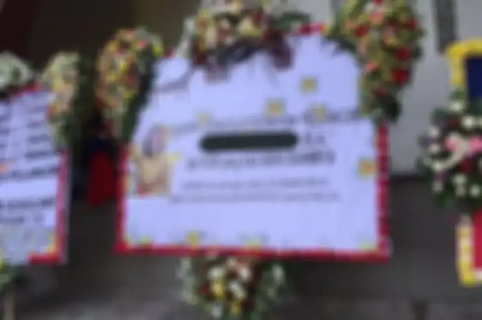 Karangan bunga unik 1
