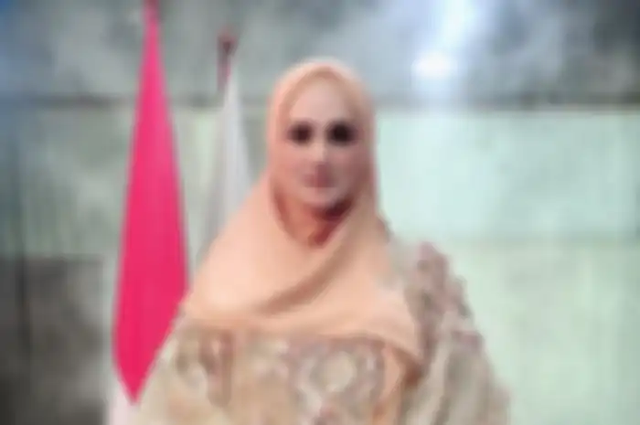 Pakai Dress Glamor yang Curi Perhatian, Mulan Jameela Hadir dalam Rapat Paripurna Ke-3 DPR RI