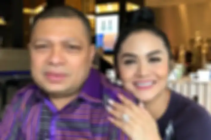 Krisdayanti dan Raul Lemos