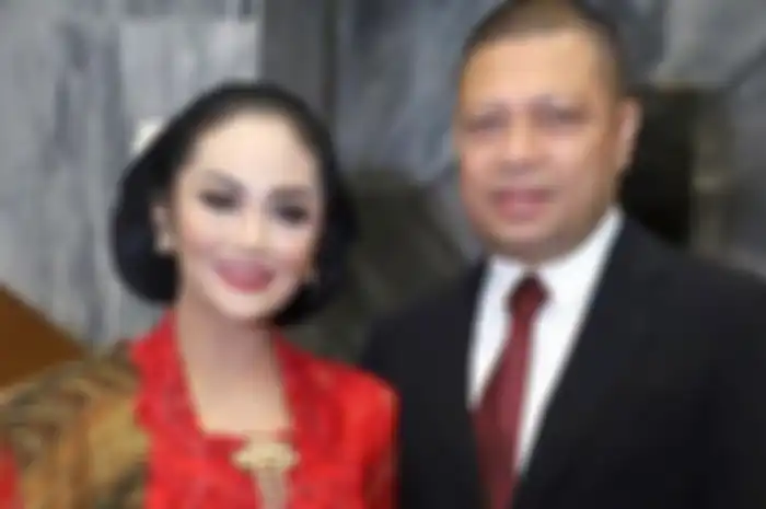 Krisdayanti dan Raul Lemos