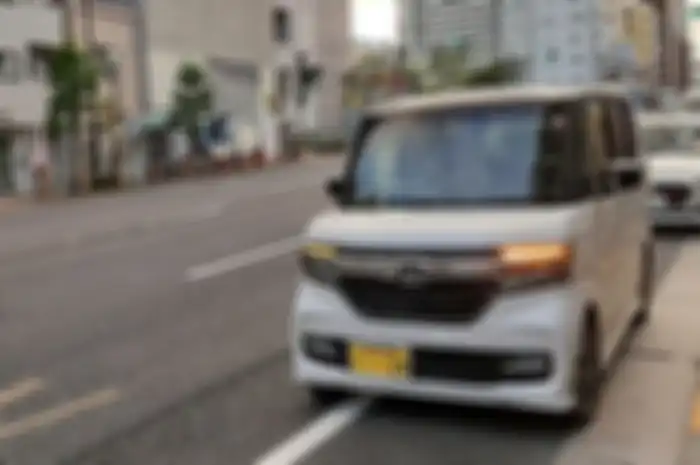 Ilustrasi mobil di Jepang