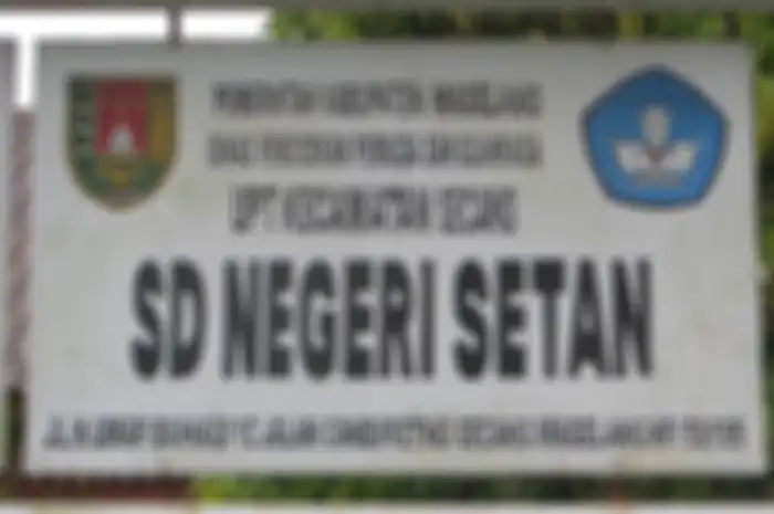 Sekolah dengan nama unik di Indonesia