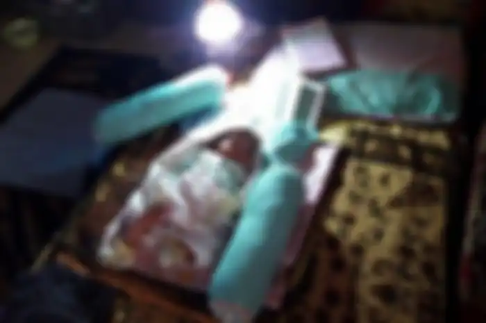 Bayi yang dilahirkan Entin Kustini 