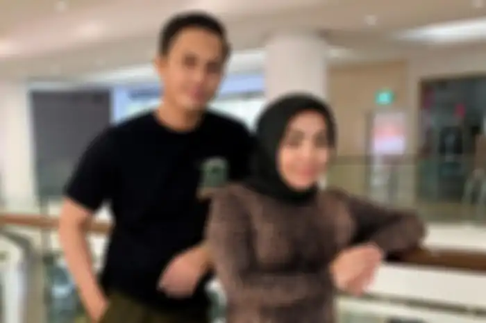 Muzdalifah dan Fadel Islami