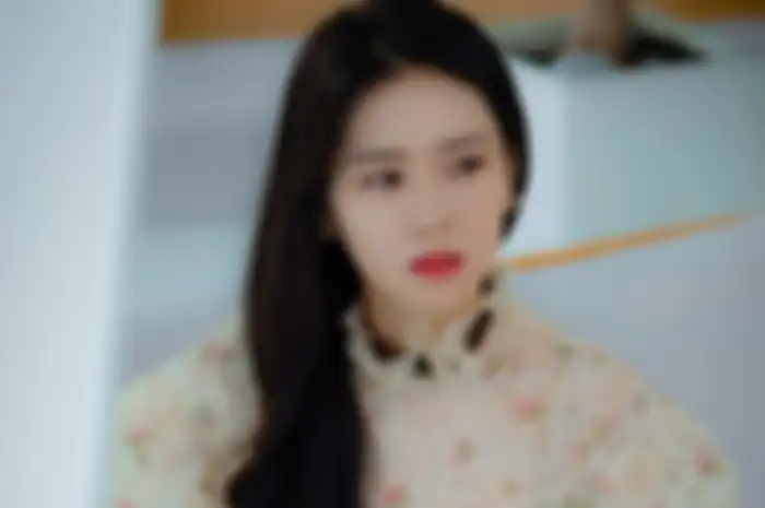 Son Ye Jin di 'Crash Landing On You' sebagai ilustrasi cewek yang berbohong 