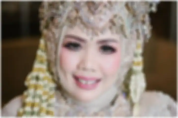 Elly Sugigi