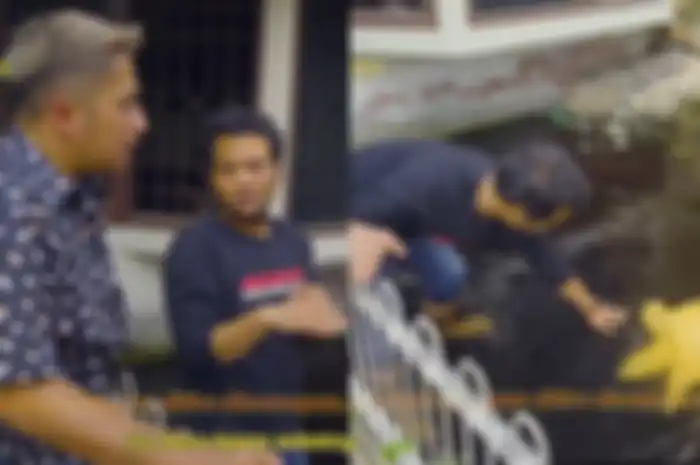 Irfan Hakim bersama Panji Petualang membahas mengenai hewan buas.