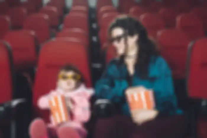 Ini yang harus diperhatikan ketika mengajak Si Kecil ke bioskop