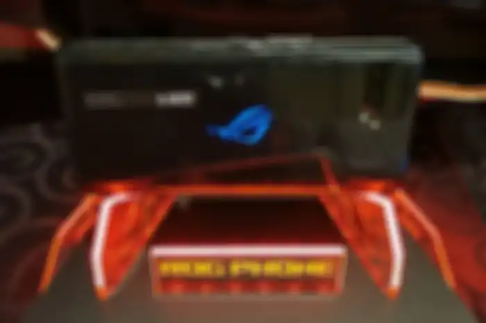 ASUS ROG Phone 2 hadir dengan segudang fitur yang memanjakan para gamers