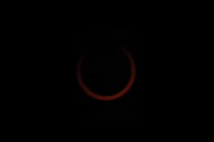 Puncak Gerhana Matahari Cincin di Nias.