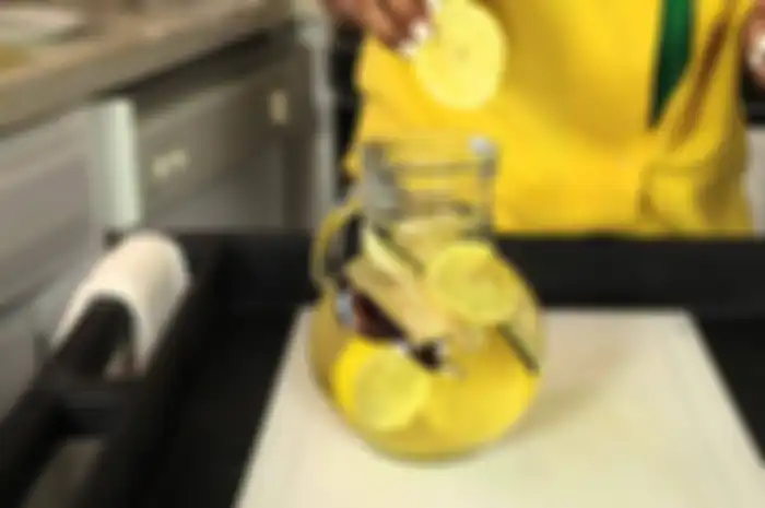 Air terong dan lemon