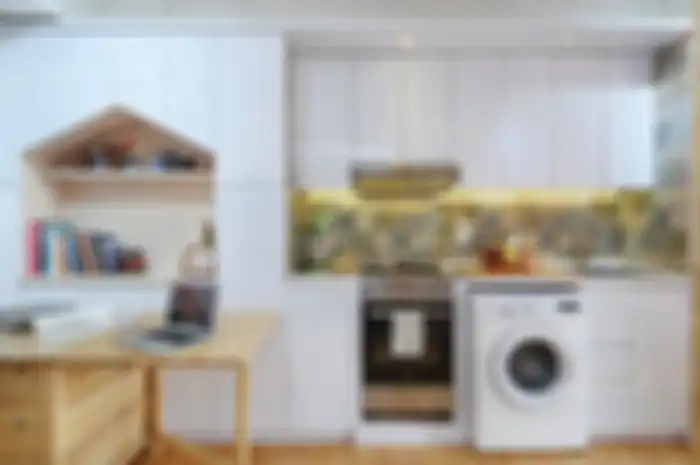 Cermat memilih furnitur agar tidak menambah sesak rumah mungil.