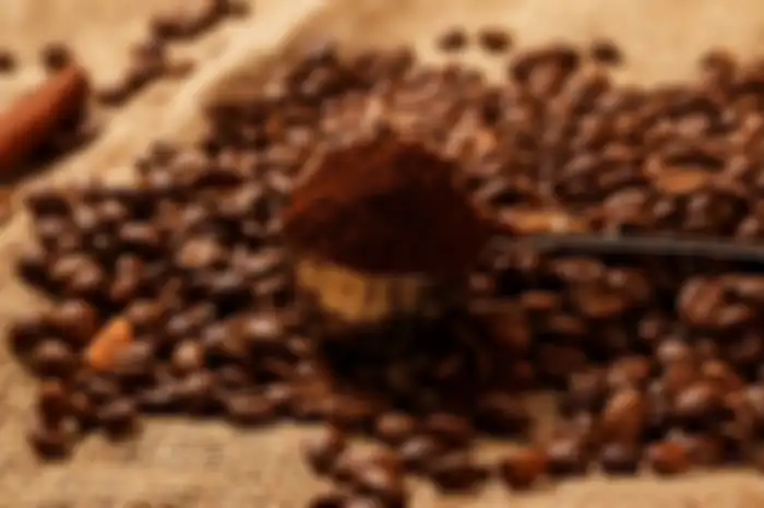 Jangan Dibuang, Simak 5 Cara Manfaatkan Ampas Kopi untuk Membersihkan Rumah