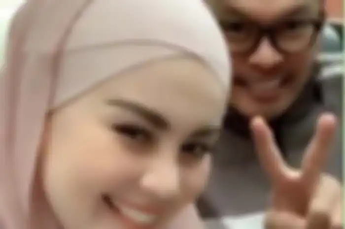 Jennifer Dunn dan Faisal Harris